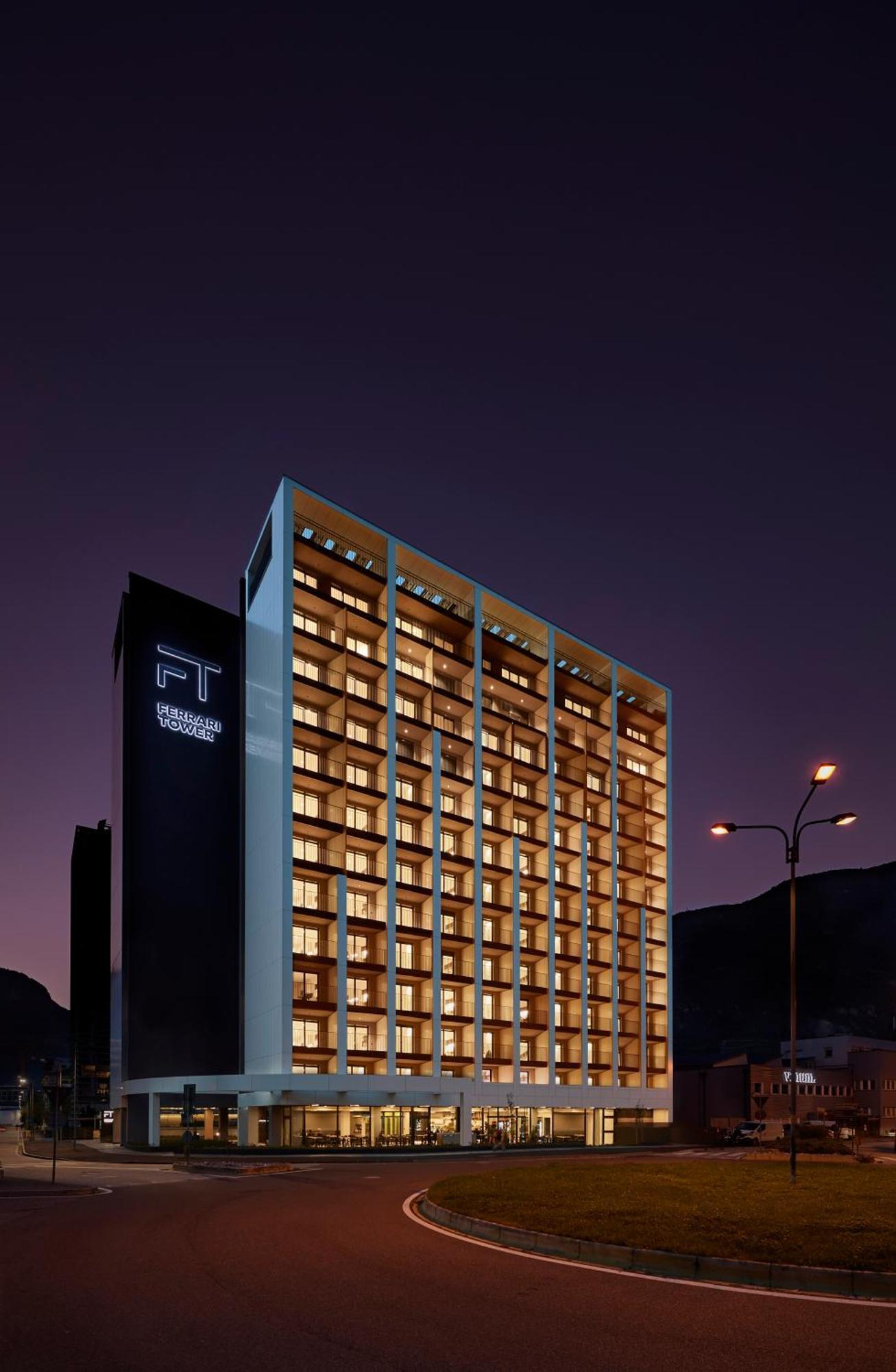 Ferrari Tower Aparthotel Μπολζάνο Εξωτερικό φωτογραφία